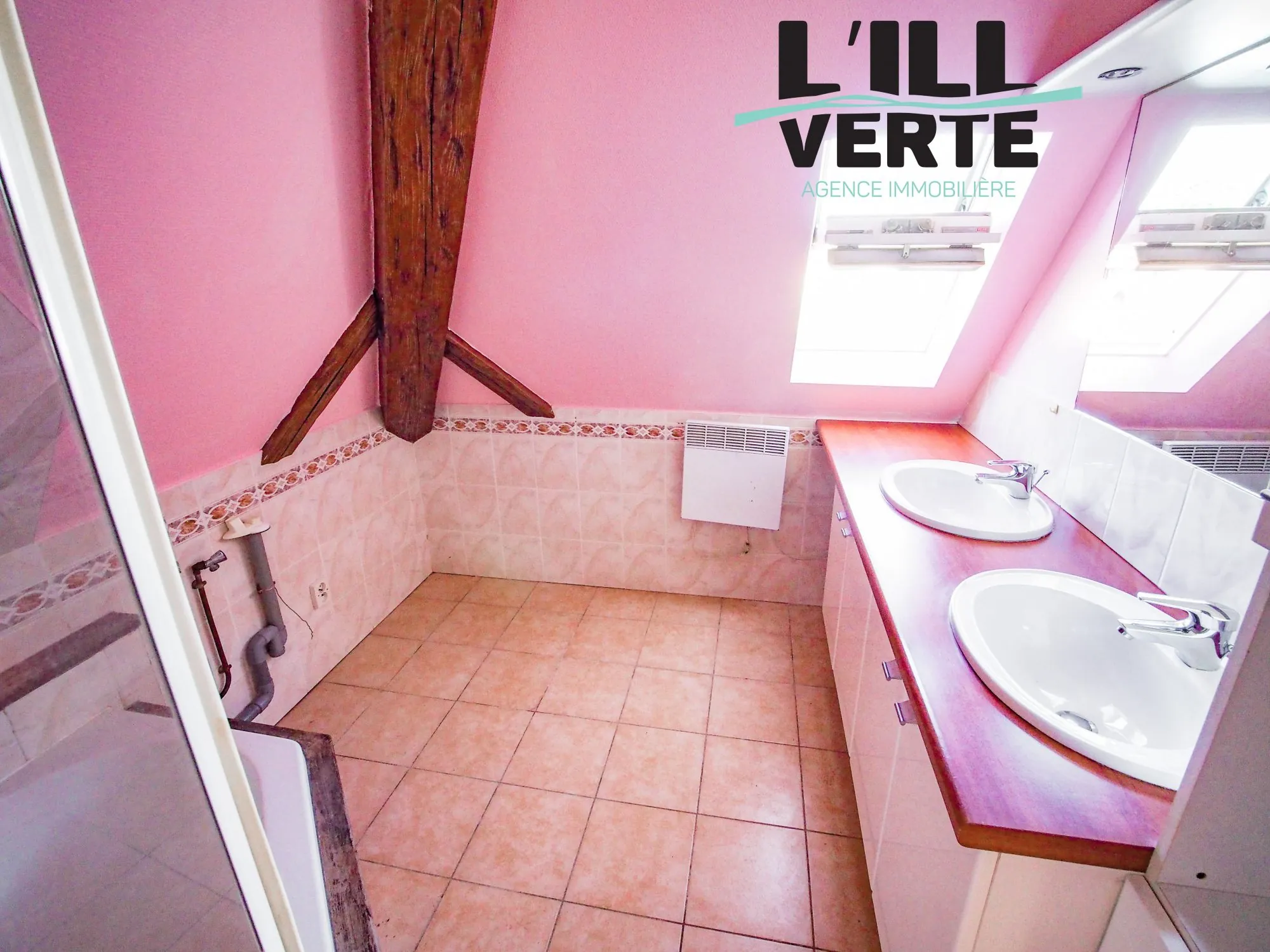 Appartement à vendre à Vendenheim - 3 pièces lumineux avec surcombles 