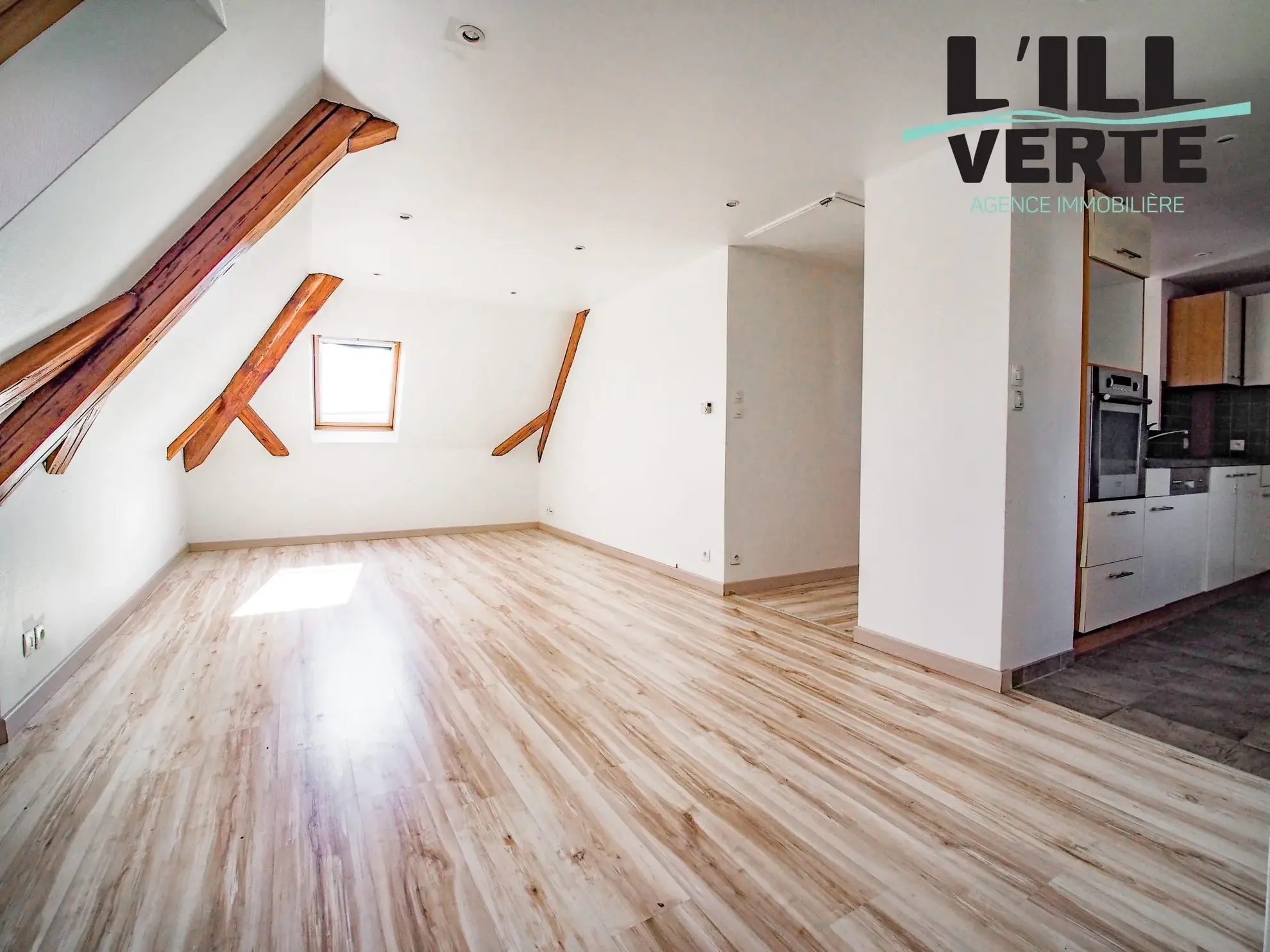 Appartement à vendre à Vendenheim - 3 pièces lumineux avec surcombles 