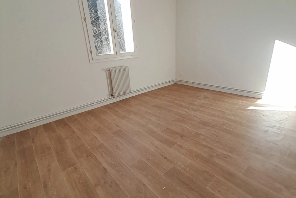 Maison 3 chambres à vendre avec jardin et garage à Le Passage 