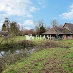 Ancien pressoir normand à réhabiliter à Pont-Audemer en campagne calme