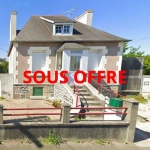 Maison en pierre non mitoyenne avec cave et jardin à Saint Martin des Champs en Bretagne