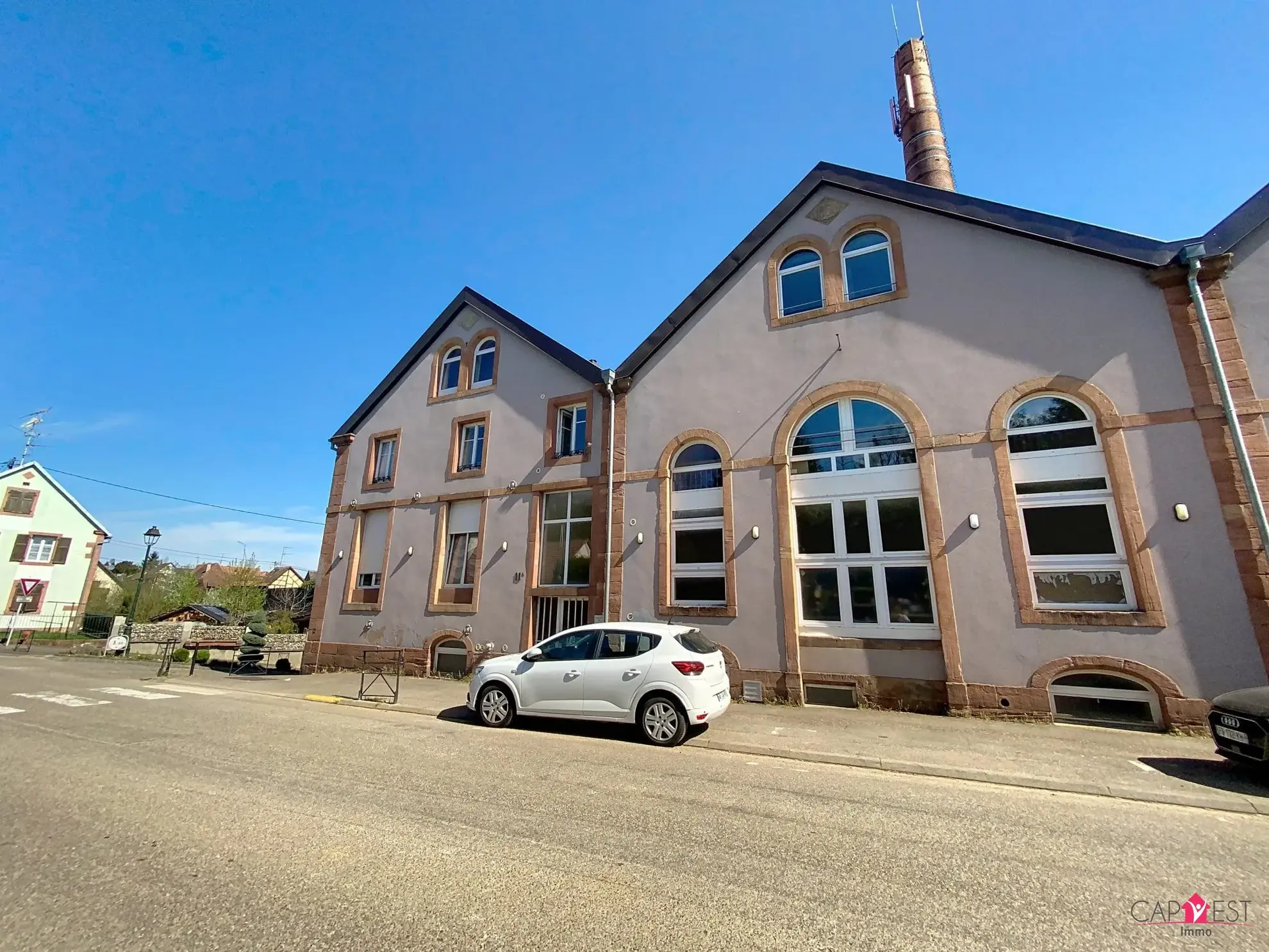 Appartement duplex rénové de 76 m² à Bouxwiller, idéal premier achat ou investissement 