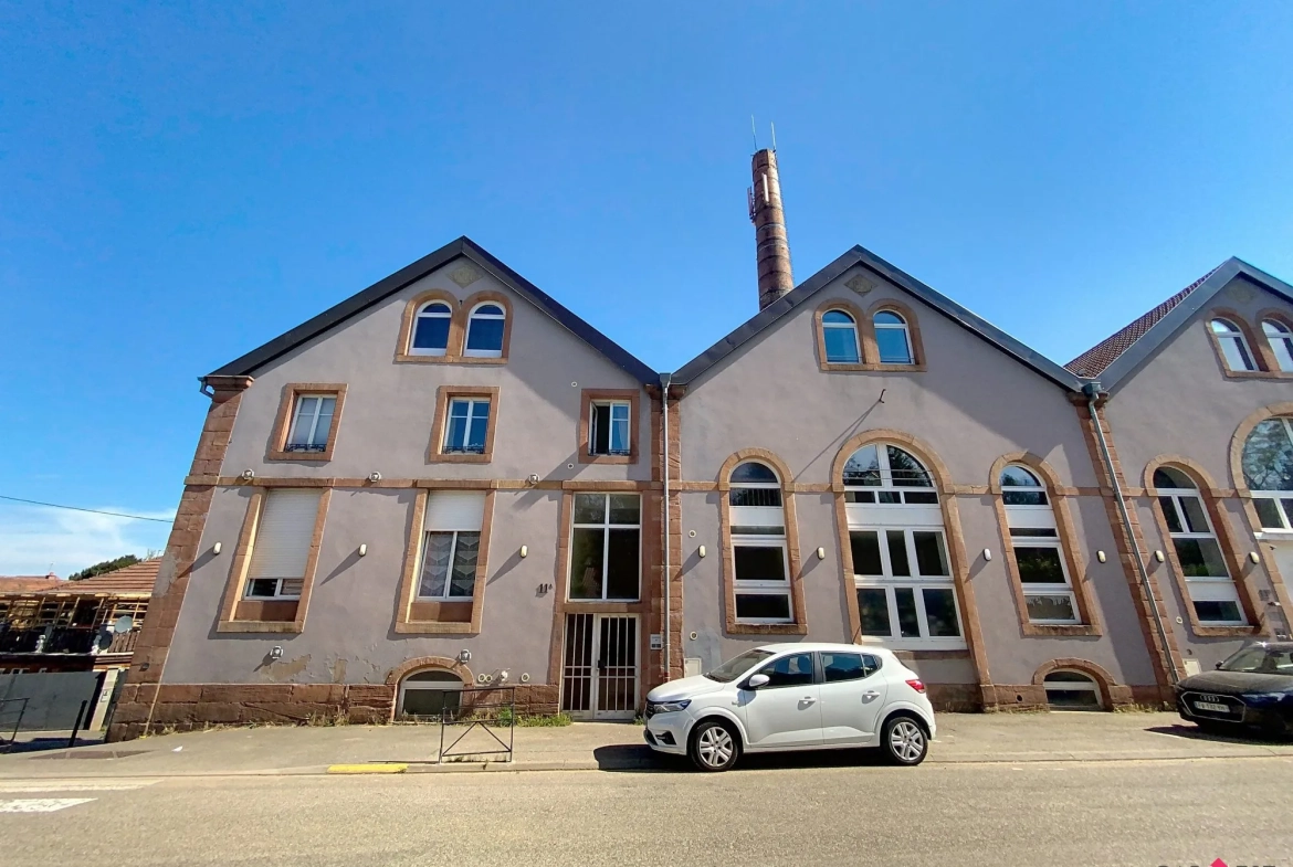 Appartement duplex rénové de 76 m² à Bouxwiller, idéal premier achat ou investissement 