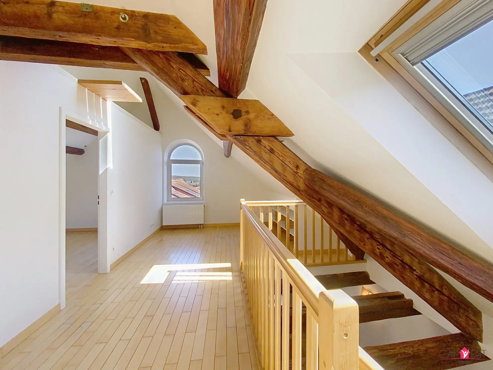 mezzzanine et possiblité d'une 2ème chambre Appartement duplex rénové de 76 m² à Bouxwiller, idéal premier achat ou investissement 
