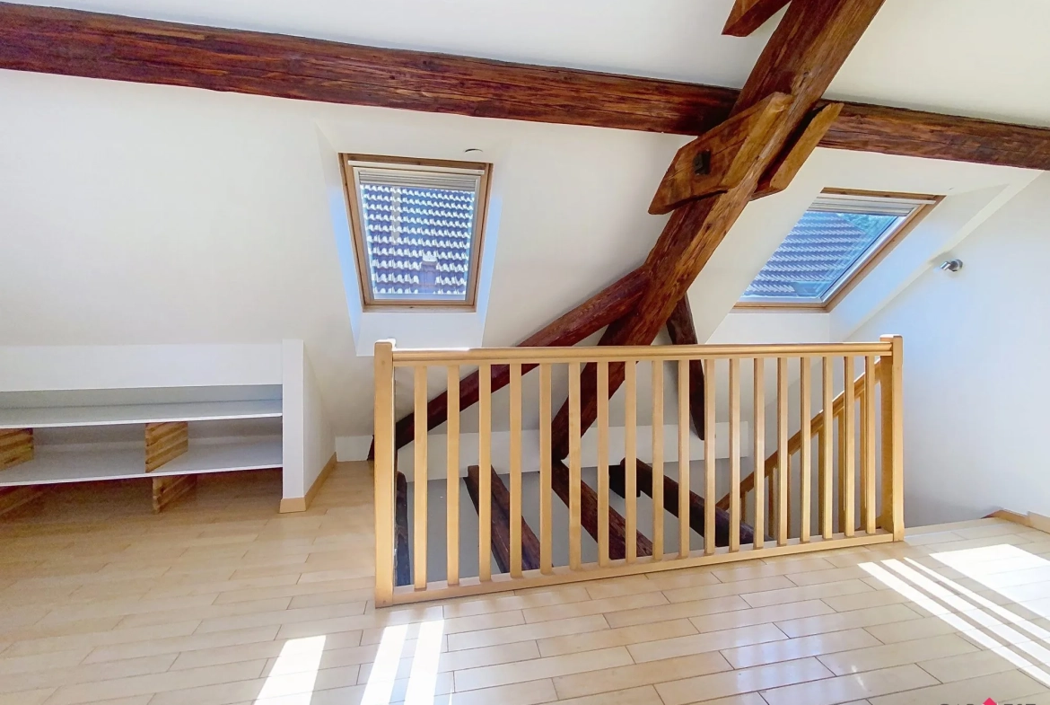 Appartement duplex rénové de 76 m² à Bouxwiller, idéal premier achat ou investissement 