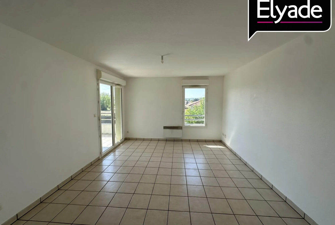 A vendre appartement T3 lumineux avec balcon et parking à Léguvin 