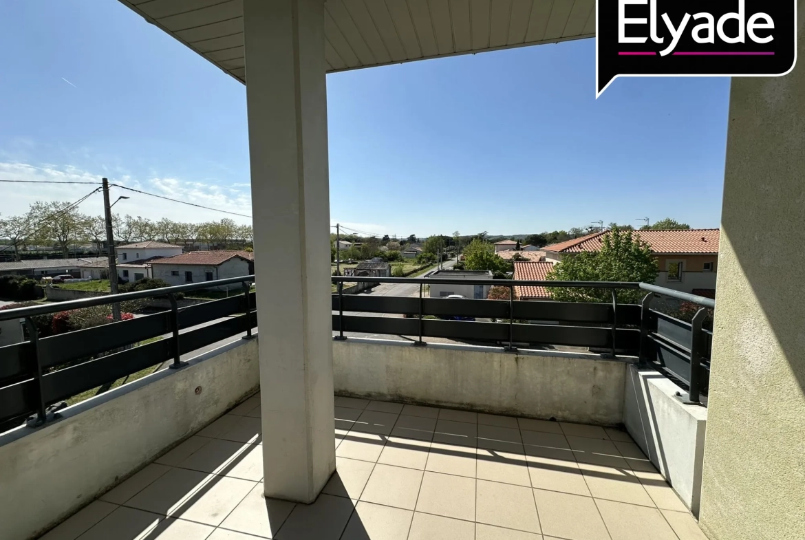 A vendre appartement T3 lumineux avec balcon et parking à Léguvin 