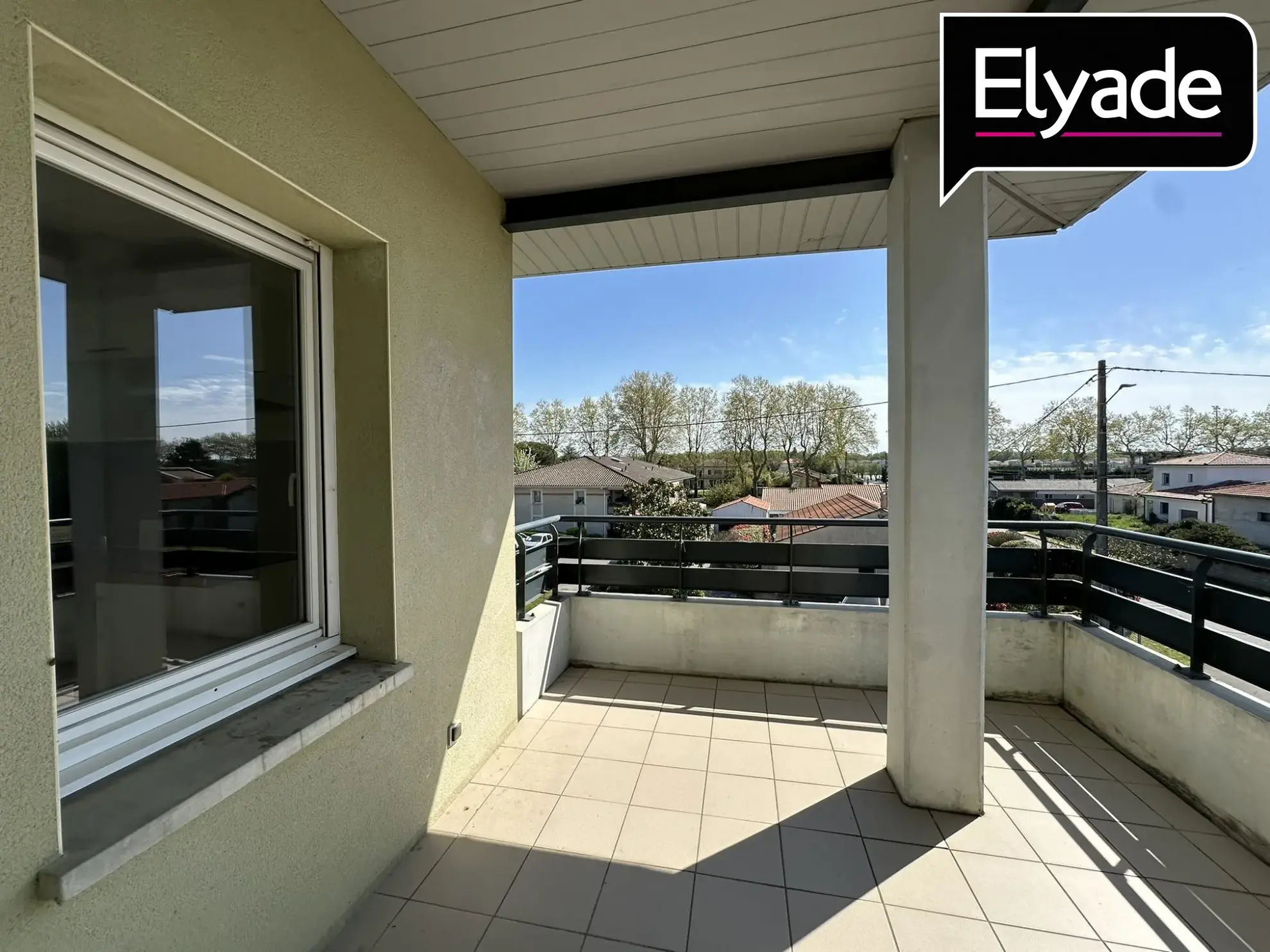 A vendre appartement T3 lumineux avec balcon et parking à Léguvin 