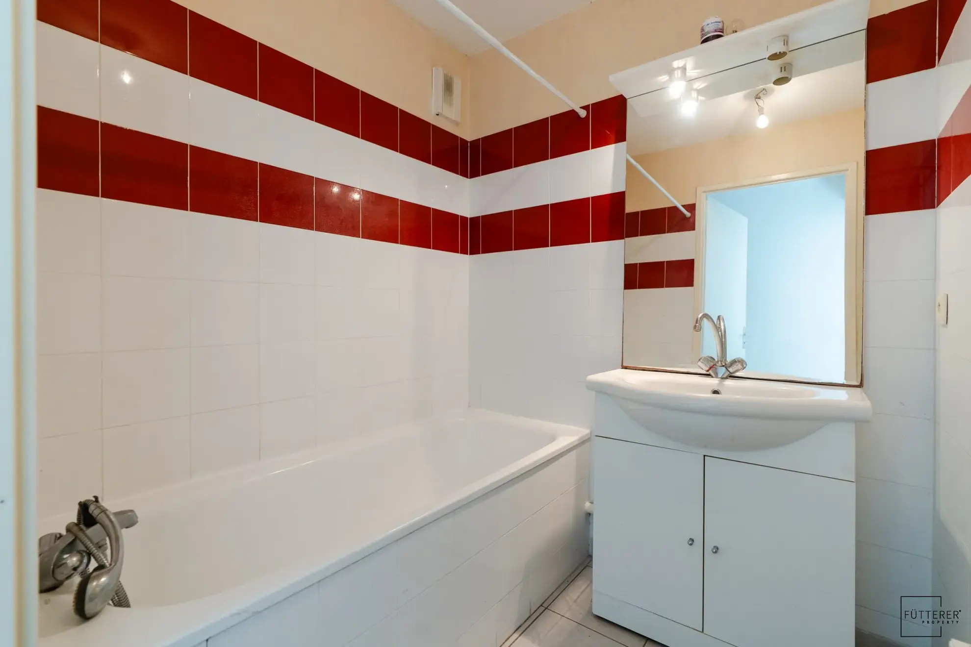 Appartement 2 pièces avec balcon à Narbonne - Résidence sécurisée 