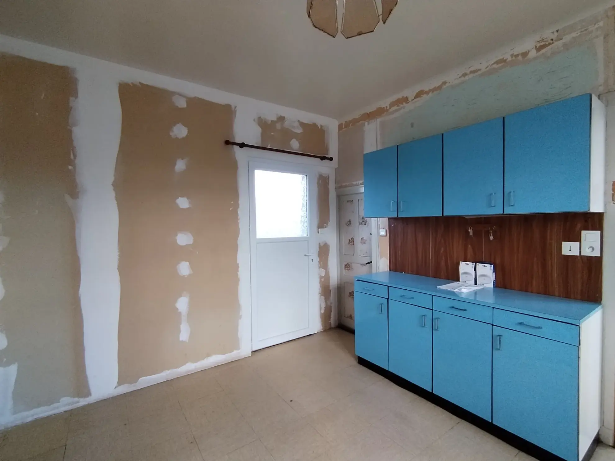 Maison 3 pièces de 55 m² à Lécousse, environnement calme, potentiel d’extension 