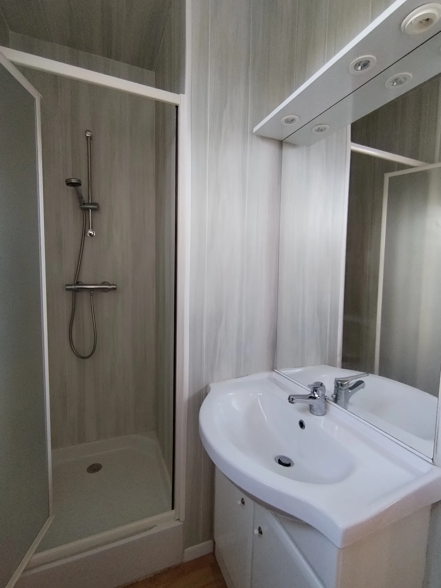 Maison 3 pièces de 55 m² à Lécousse, environnement calme, potentiel d’extension 