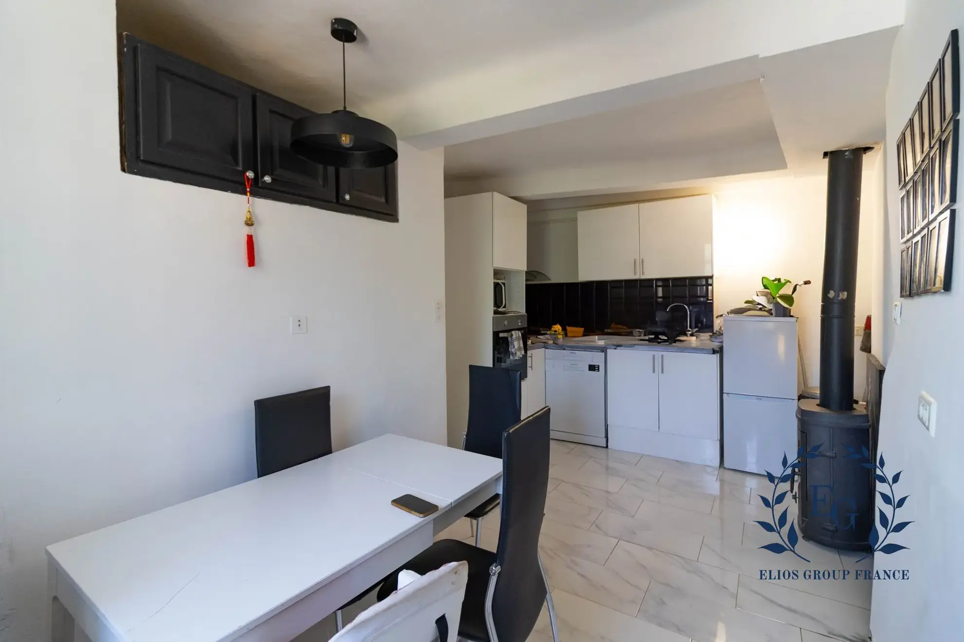 Maison en pierre à vendre à Barjols, 62 m², jardin et vue dégagée 