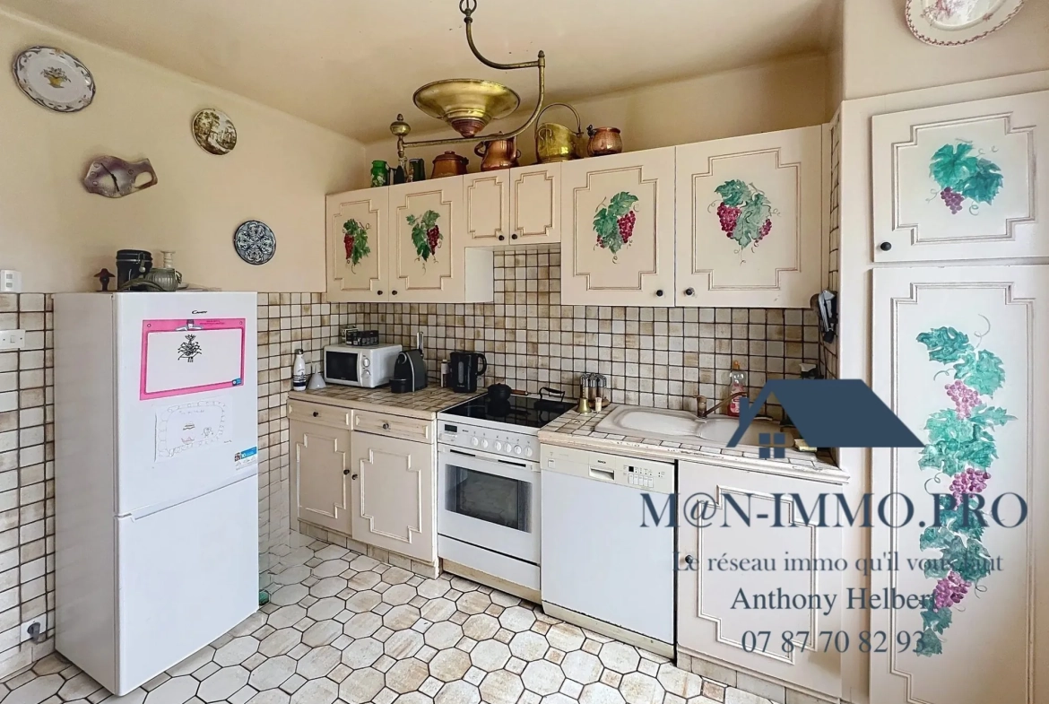 Maison mitoyenne à Saint-Brieuc - Quartier Saint Michel, rénovable, idéalement située 