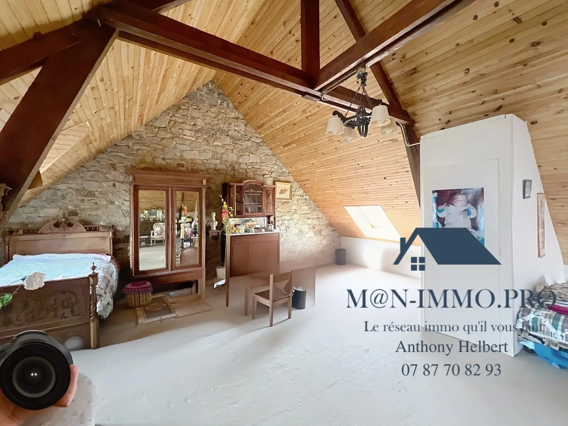 Maison mitoyenne à Saint-Brieuc - Quartier Saint Michel, rénovable, idéalement située 