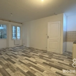 Appartement 2 pièces à vendre à Rochefort, centre-ville - Cave et faible charges