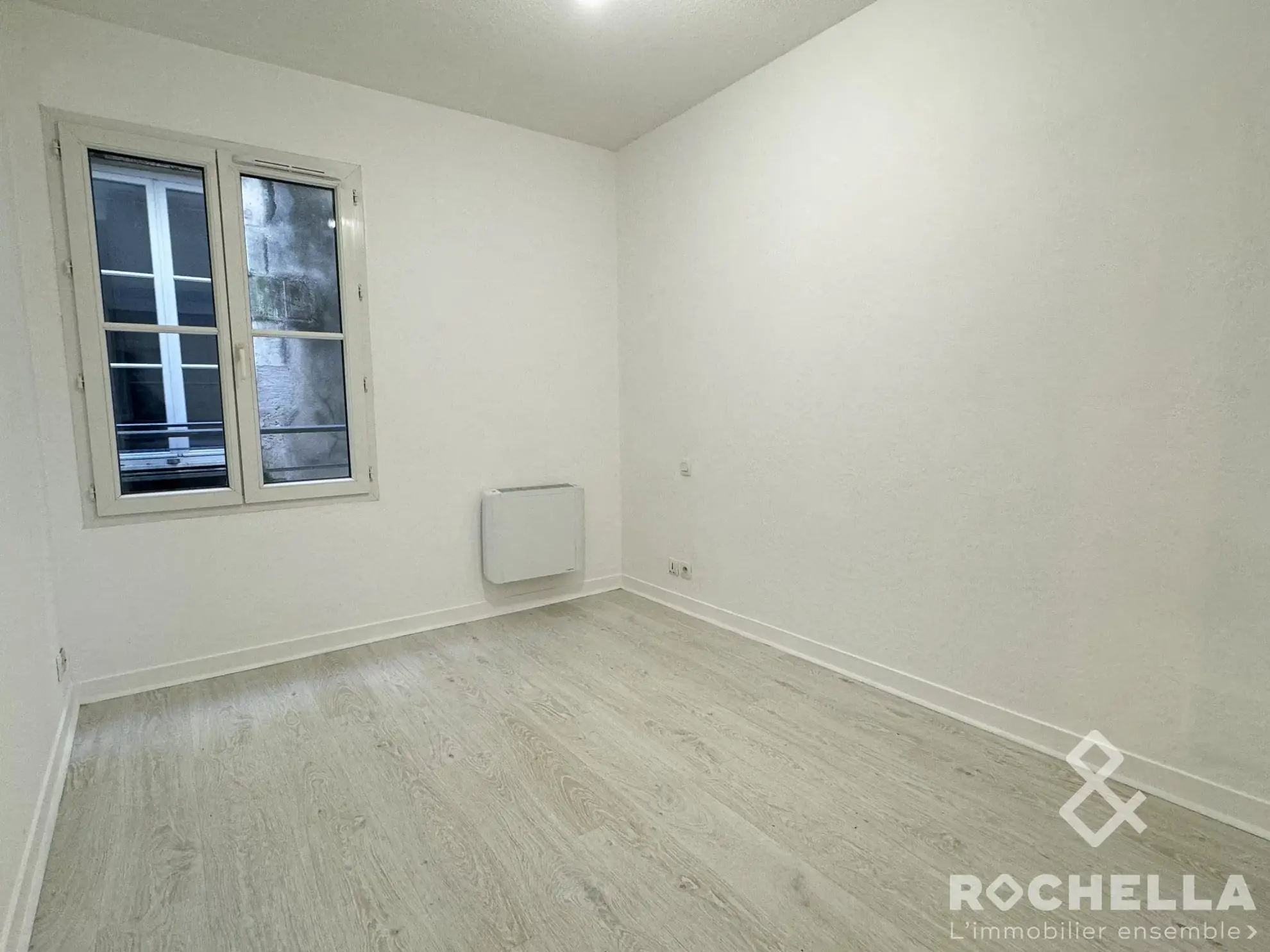 Appartement 2 pièces à vendre à Rochefort, centre-ville - Cave et faible charges 