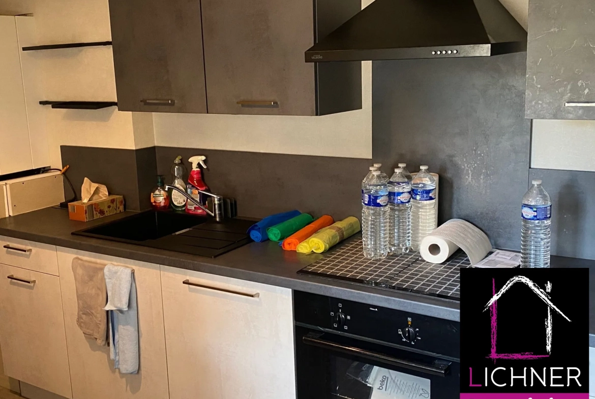 Appartement F2 de 61 m² à Forbach avec parking, cave et balcons 