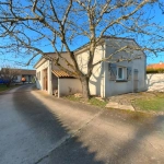 Maison à rénover de 96 m² au Cheix-sur-Morge, projet personnalisé à créer