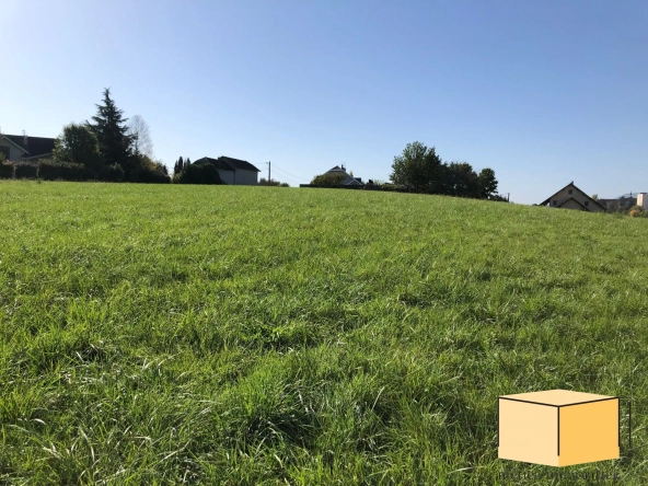Terrain à bâtir de 685 m² à Belley, quartier résidentiel et calme