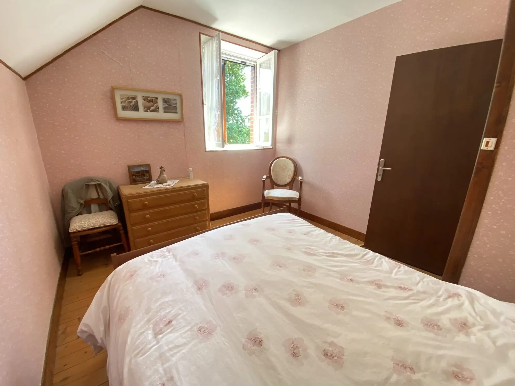 Maison à vendre à Montcresson : Longère en meulière de 138 m² avec terrain arboré 
