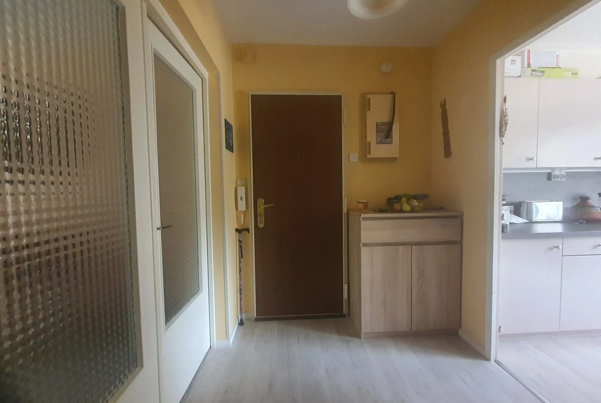Appartement 3 pièces de 65 m² avec garage à Dijon Bel Air 