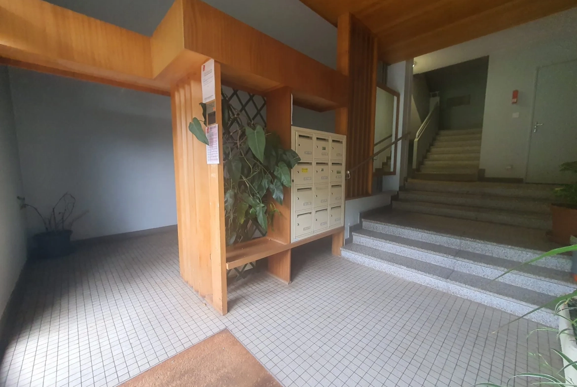 Appartement 3 pièces de 65 m² avec garage à Dijon Bel Air 