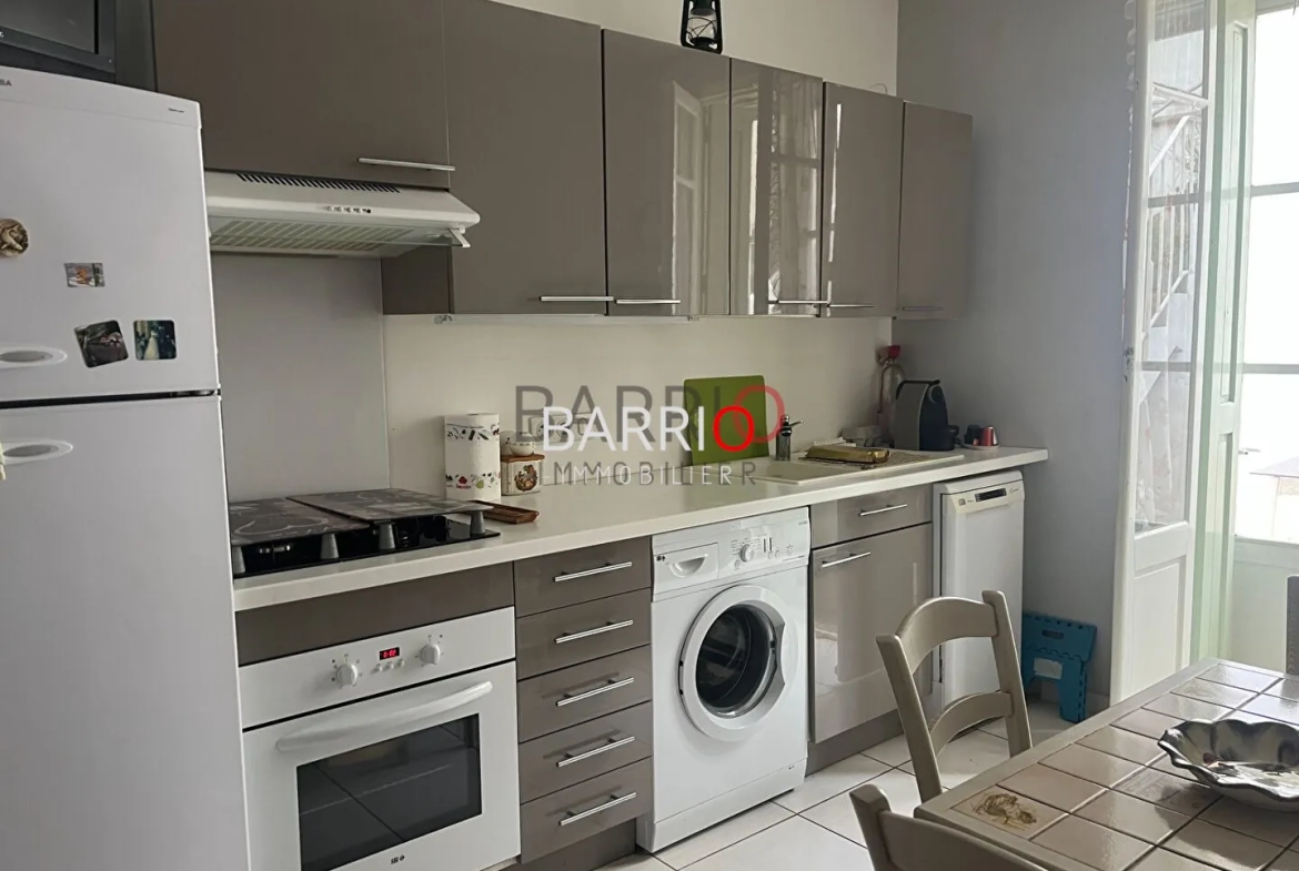 Appartement T4 de 67 m² à Port-Vendres près du port - Idéal pour résidence ou investissement 