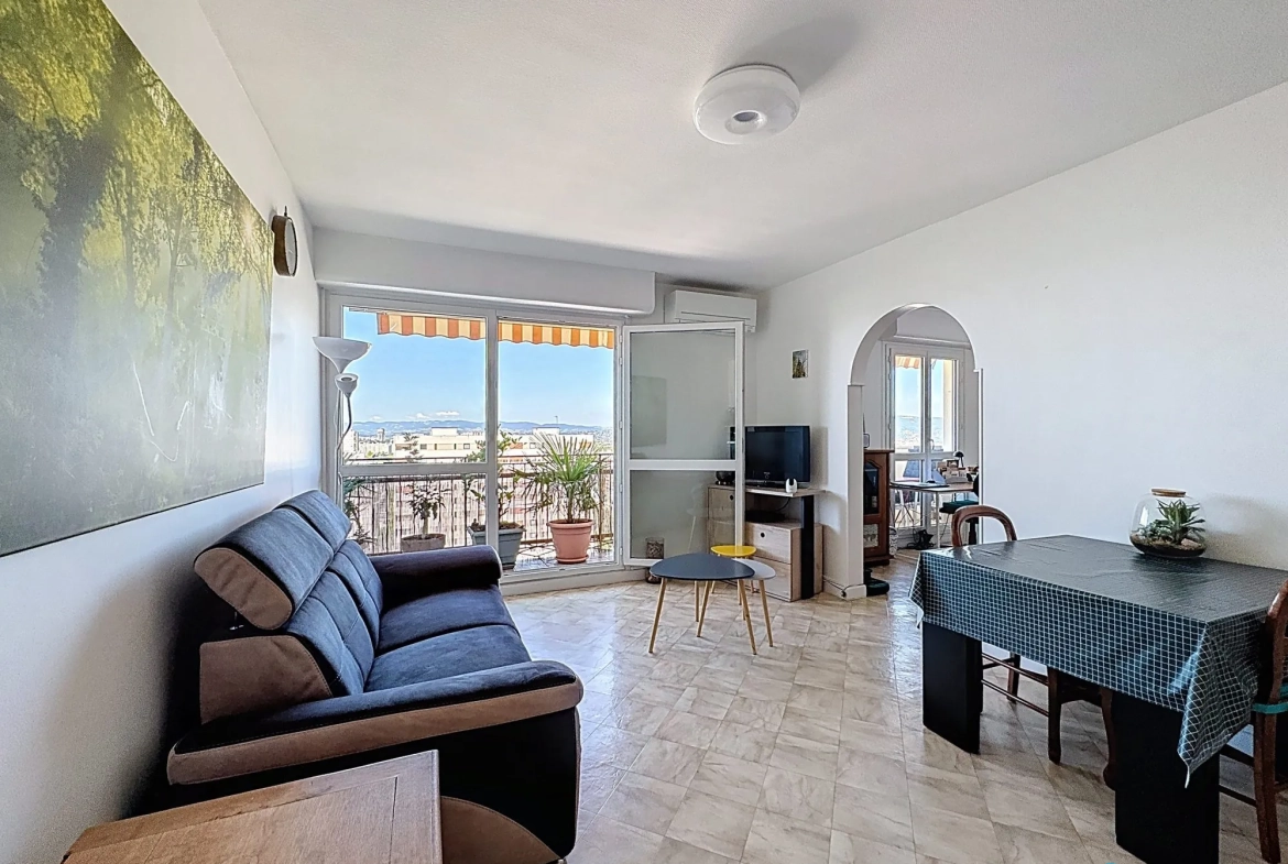 Appartement T4 avec vue panoramique à Rillieux-la-Pape - 70 m² 