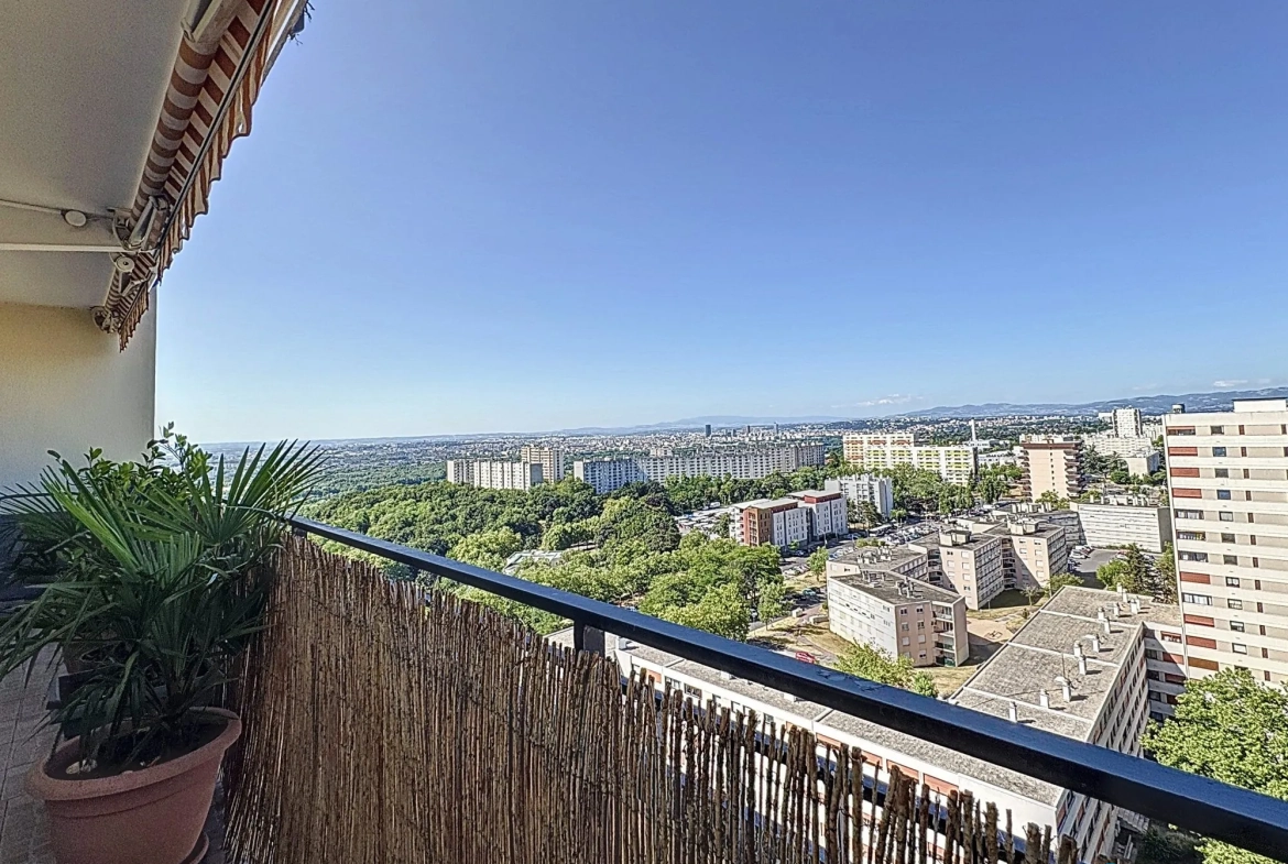 Appartement T4 avec vue panoramique à Rillieux-la-Pape - 70 m² 
