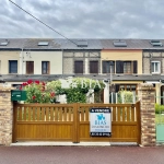 Maison mitoyenne de 65 m² à Le Petit-Quevilly avec terrasse et cave