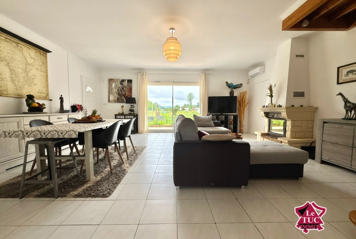 Maison familiale moderne avec jardin et garage à Ledat près de Villeneuve-sur-Lot 