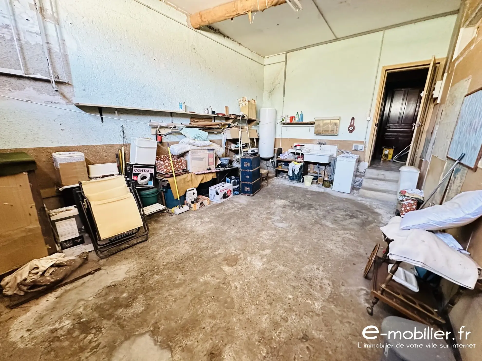 Maison avec appartement indépendant à Charlieu – Grand potentiel et terrain constructible 