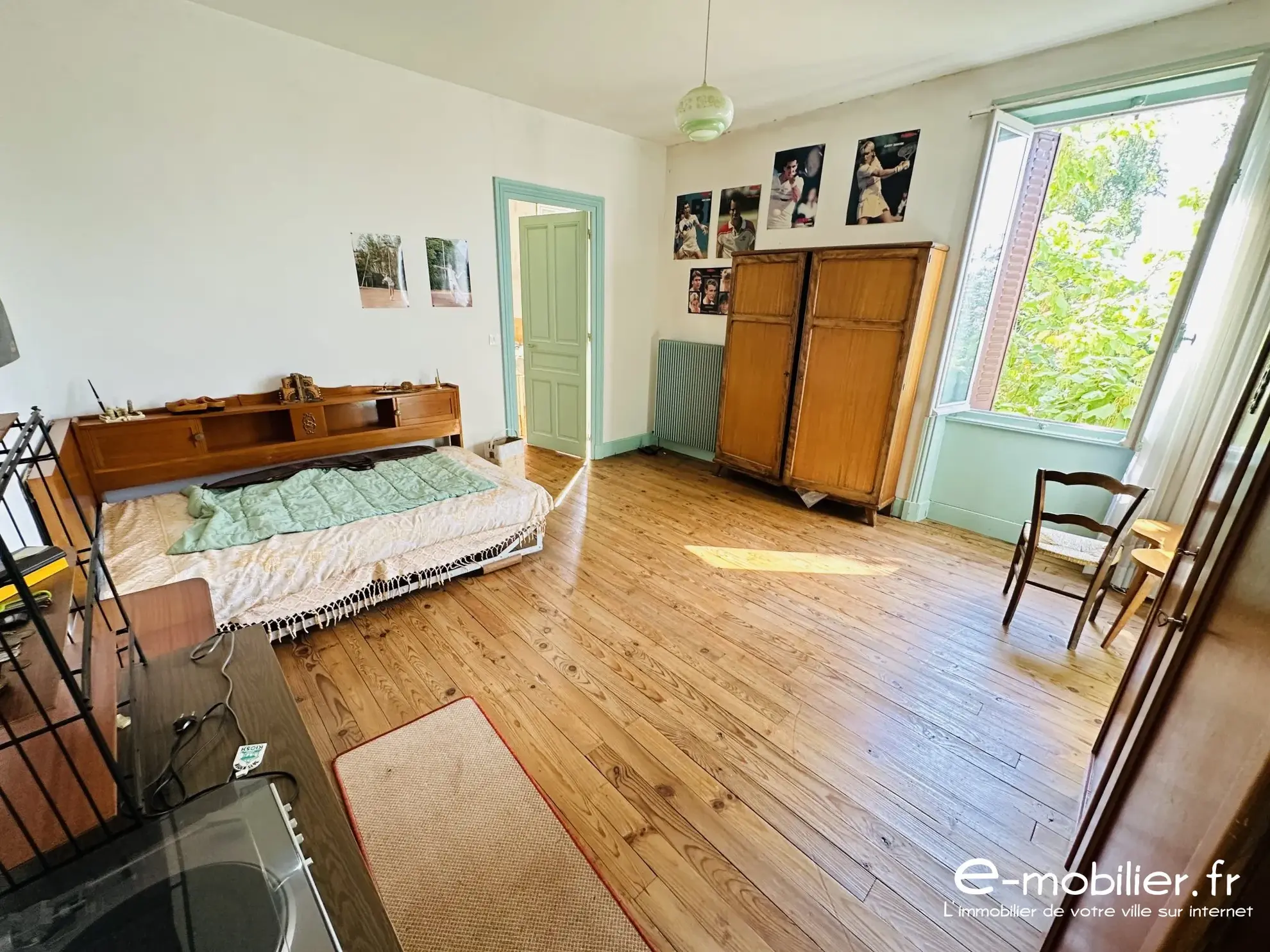 Maison avec appartement indépendant à Charlieu – Grand potentiel et terrain constructible 