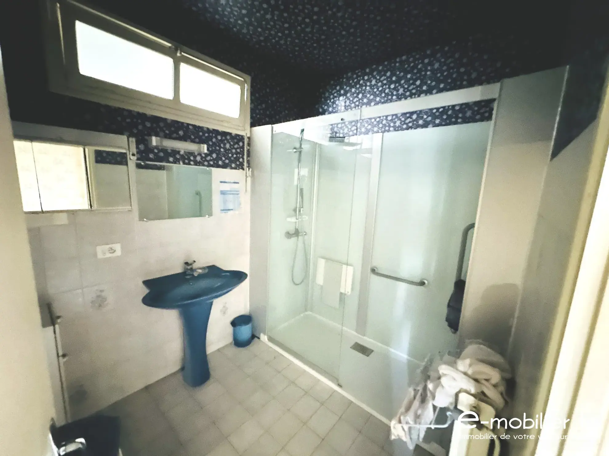Maison avec appartement indépendant à Charlieu – Grand potentiel et terrain constructible 