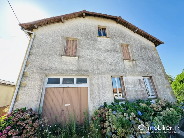 Maison avec appartement indépendant à Charlieu – Grand potentiel et terrain constructible