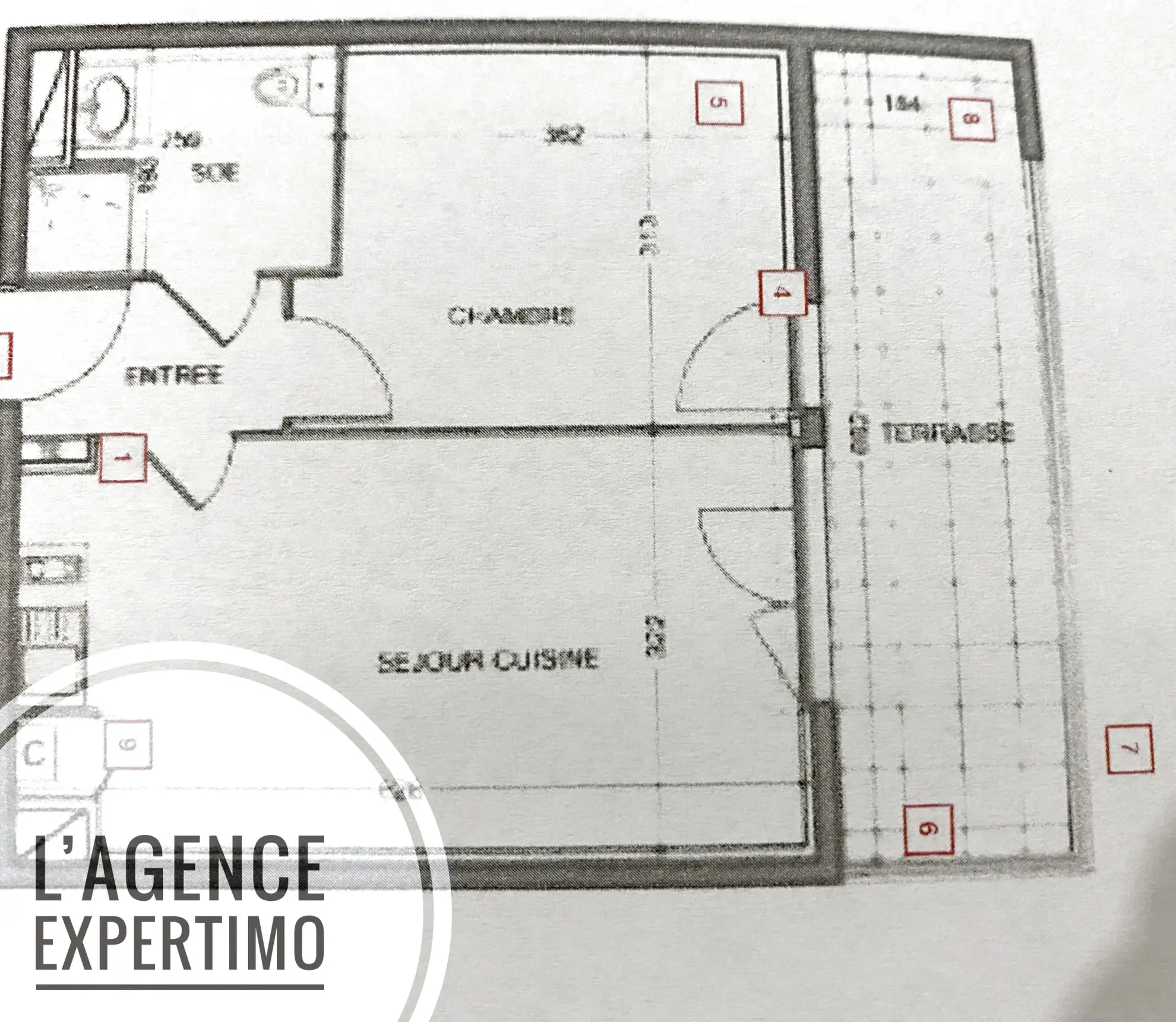 Appartement T2 avec terrasse à Avignon - Résidence récente et sécurisée 