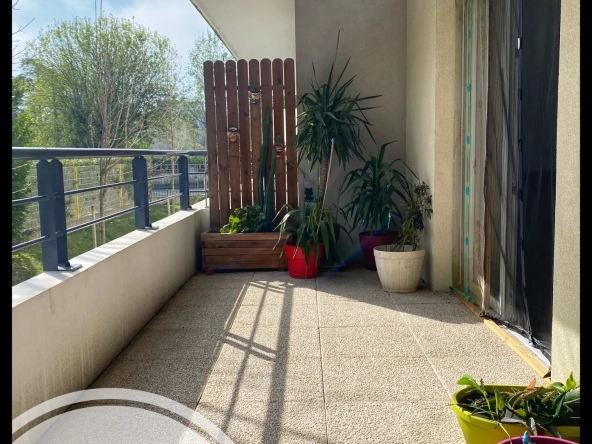 Appartement T2 avec terrasse à Avignon - Résidence récente et sécurisée