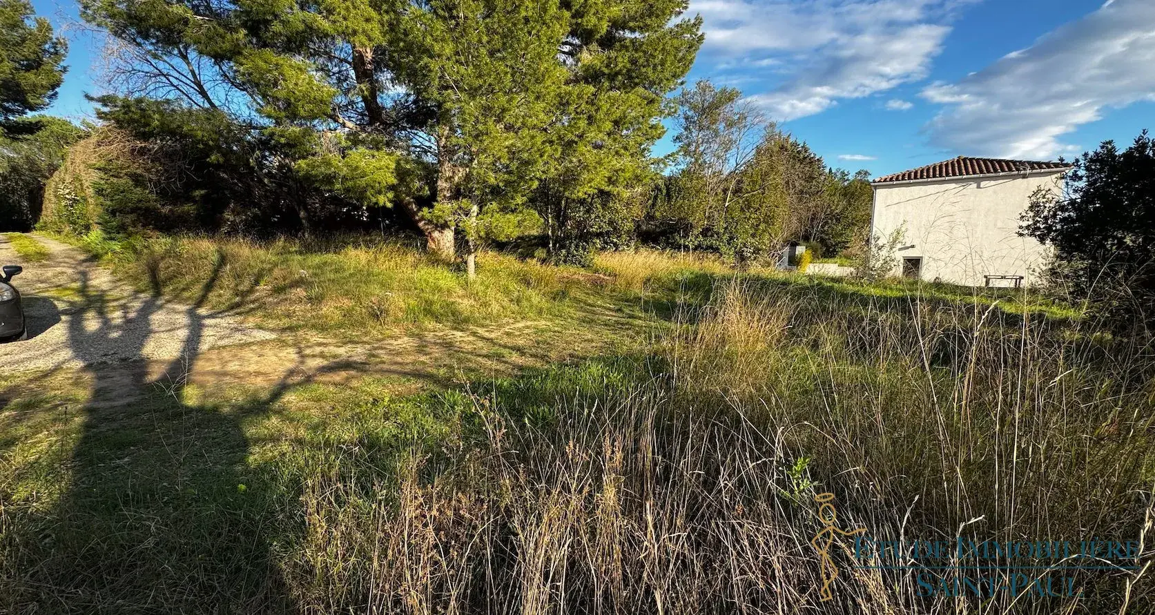 Terrain constructible de 500 m² à Belarga - Idéal pour construire votre maison 