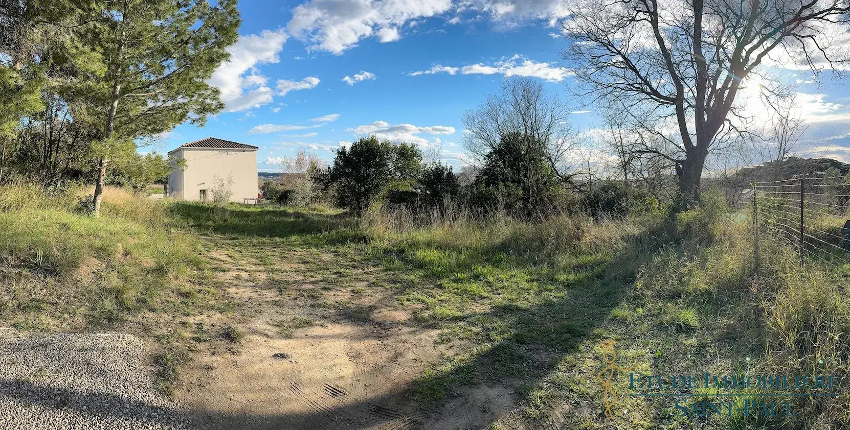 Terrain constructible de 500 m² à Belarga - Idéal pour construire votre maison 
