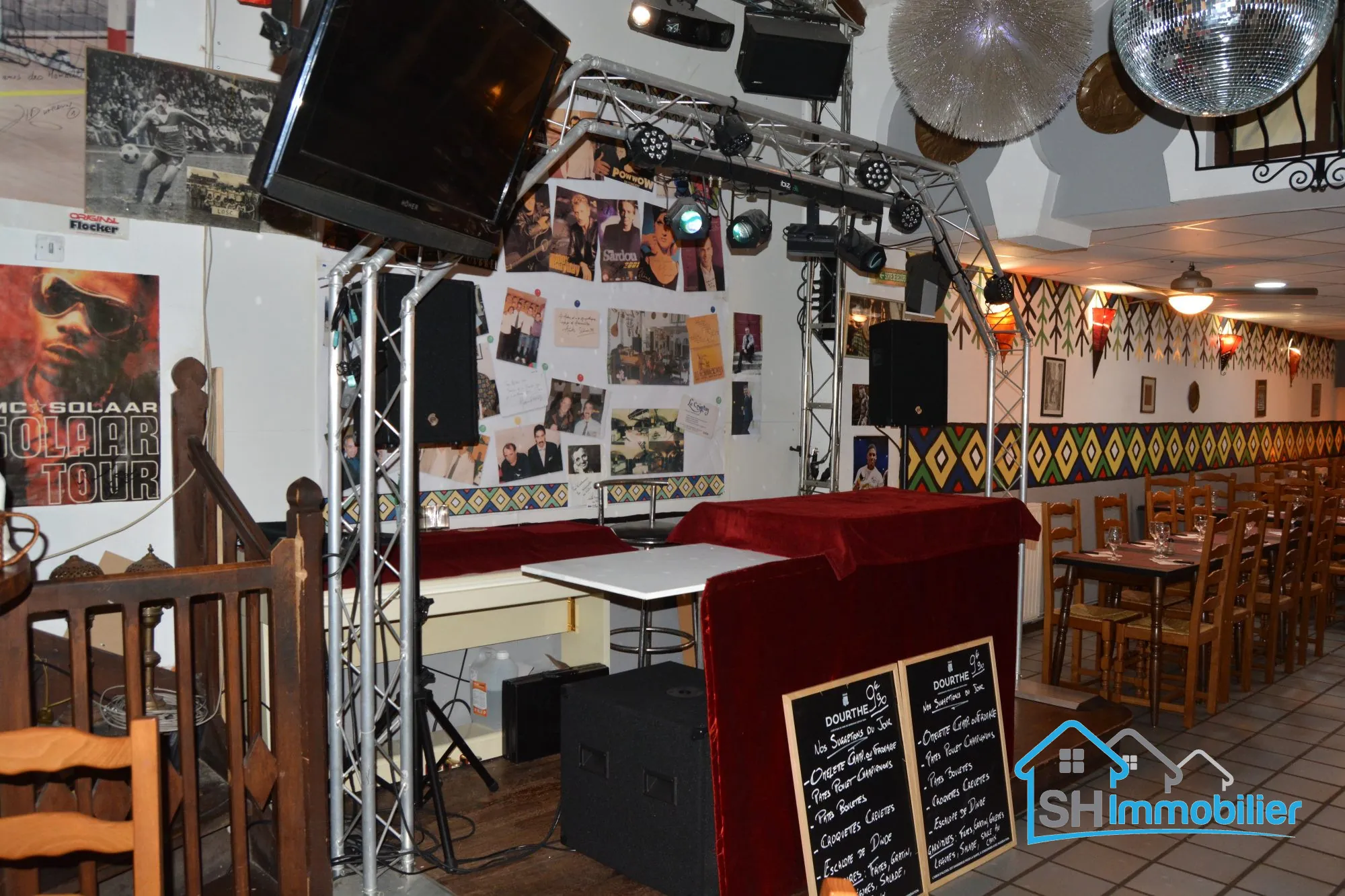 Fonds de commerce pour restaurant avec grande salle et cuisine équipée à Roubaix 