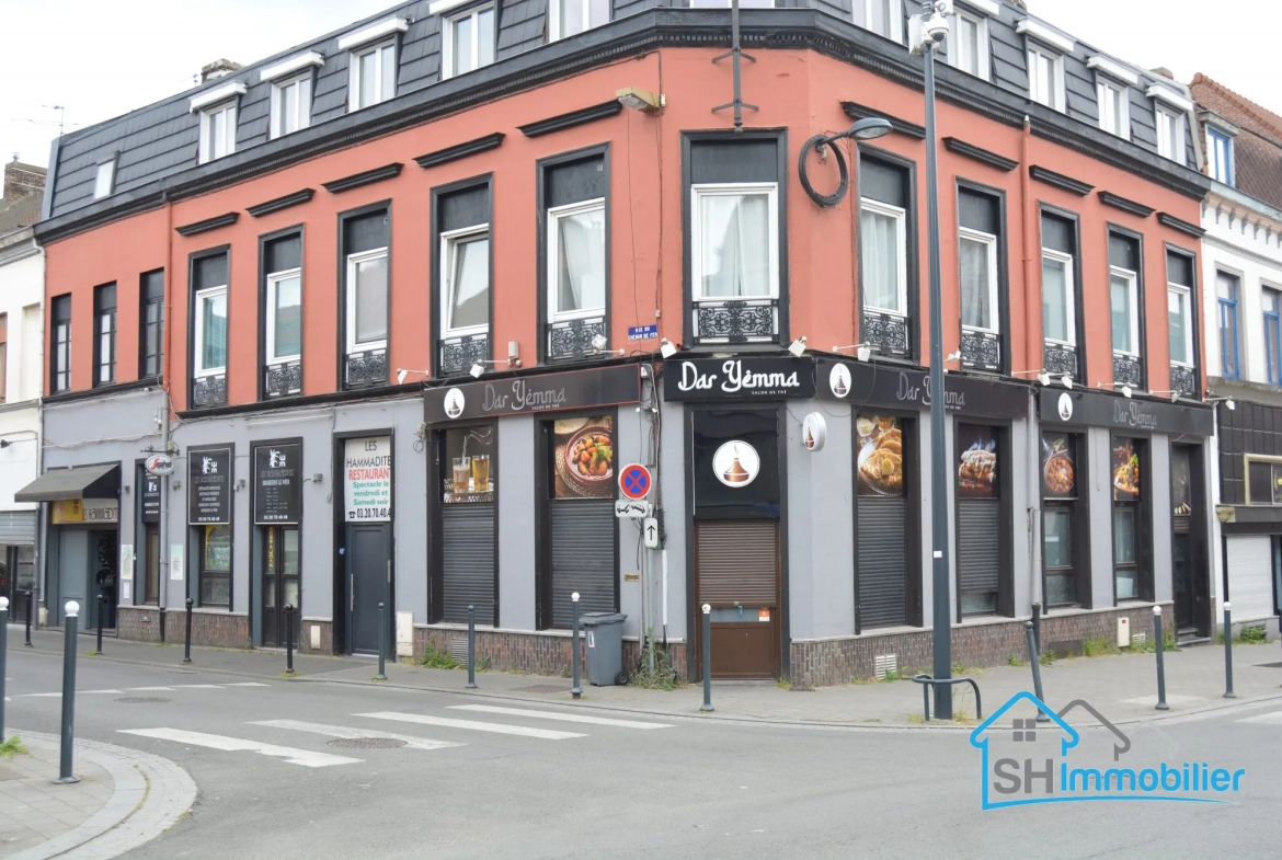 Fonds de commerce pour restaurant avec grande salle et cuisine équipée à Roubaix 