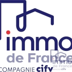 Local commercial à Saint-Étienne de 84 m² avec parking et potentiel de rénovation