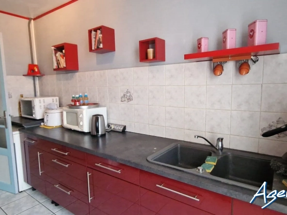 Appartement traversant de 99m² à Perpignan, dernier étage avec cave et cour
