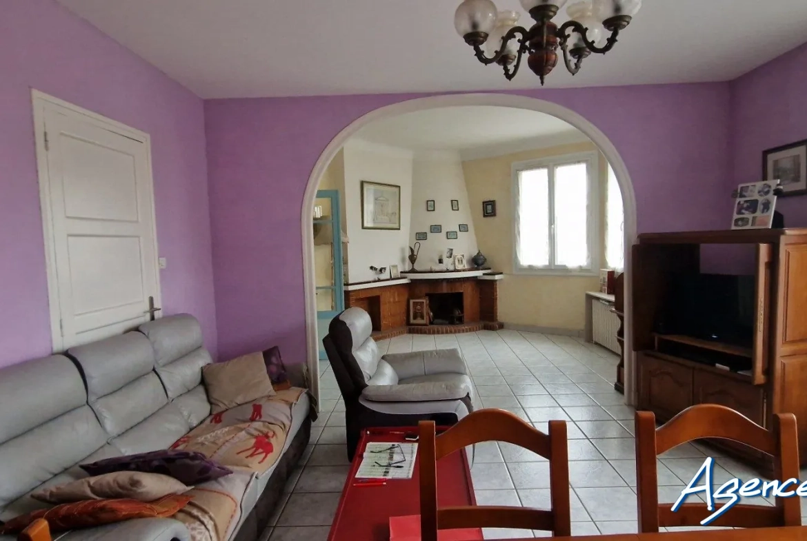 Appartement traversant de 99m² à Perpignan, dernier étage avec cave et cour 