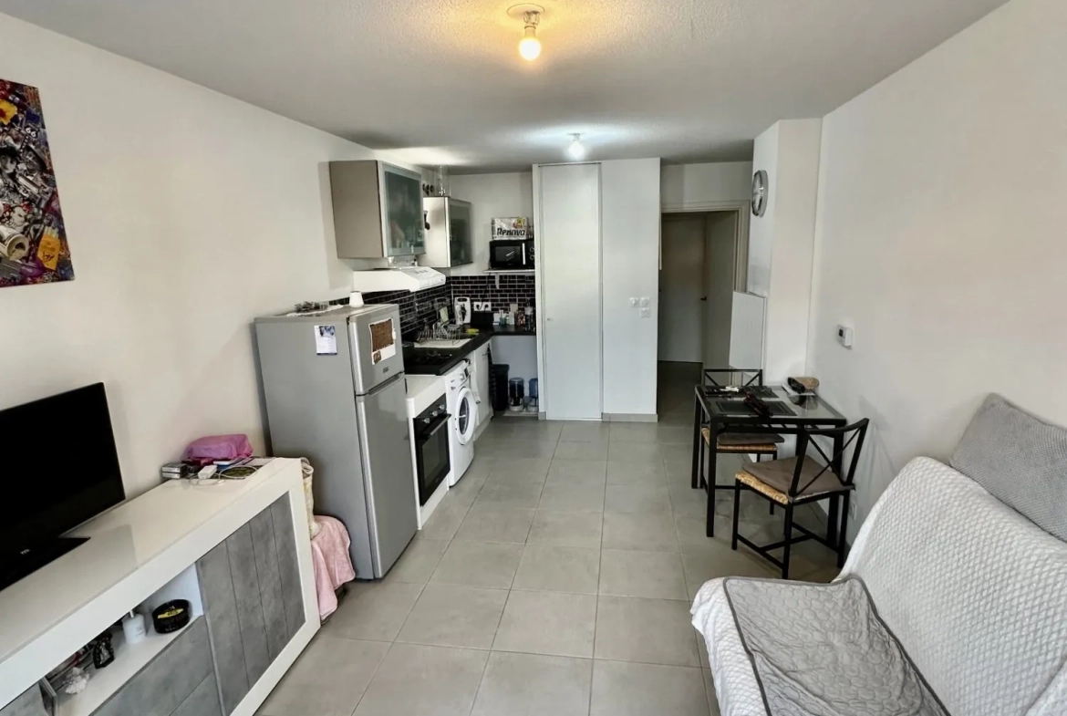 Bel appartement T2 avec terrasse et garage à Vitrolles, idéal premier achat 