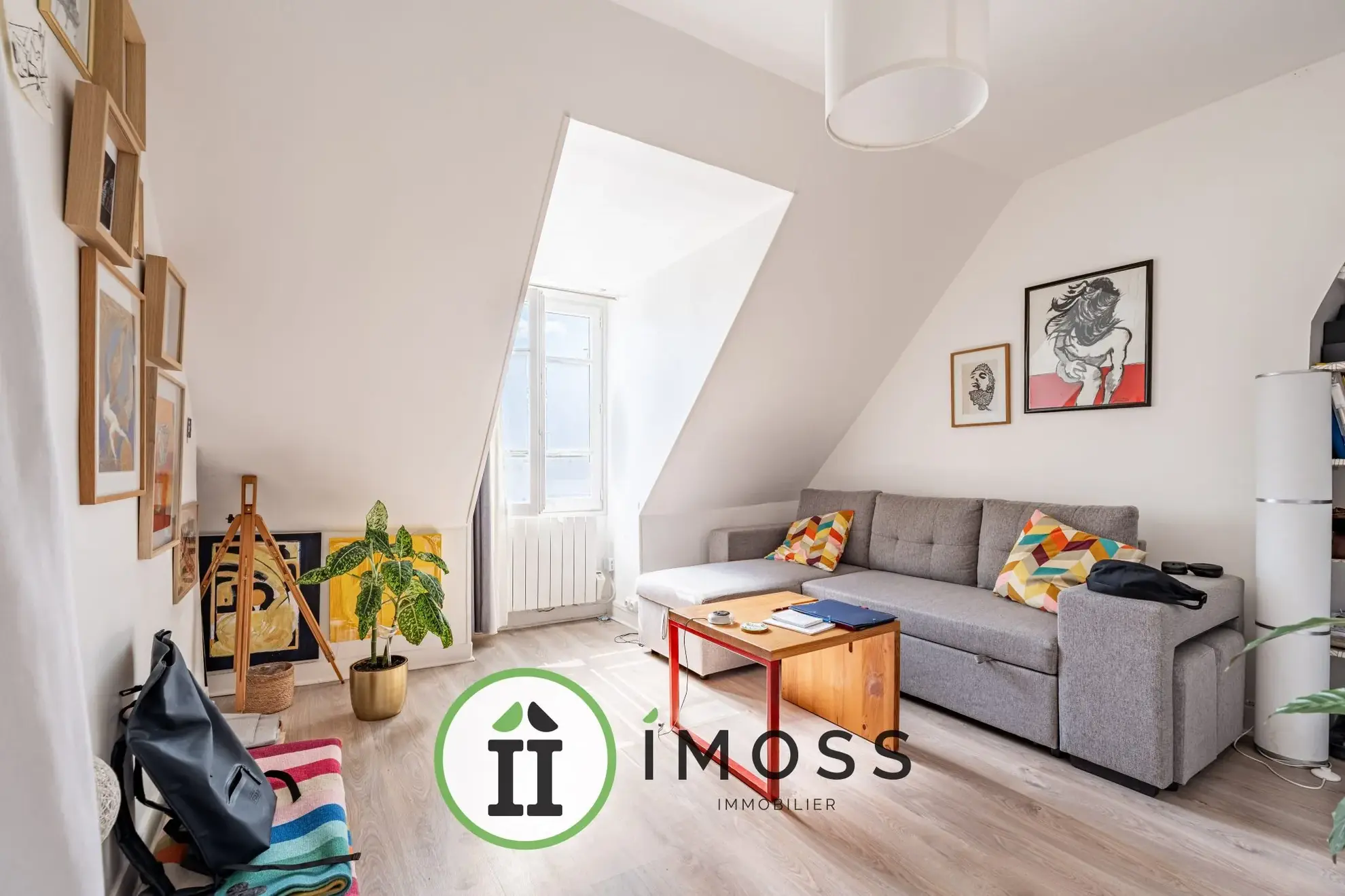 Appartement 2 pièces avec vue sur le Sacré-Cœur à Paris 18ème 