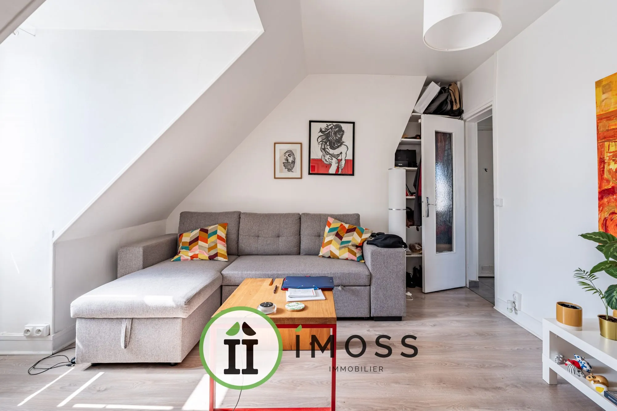 Appartement 2 pièces avec vue sur le Sacré-Cœur à Paris 18ème 