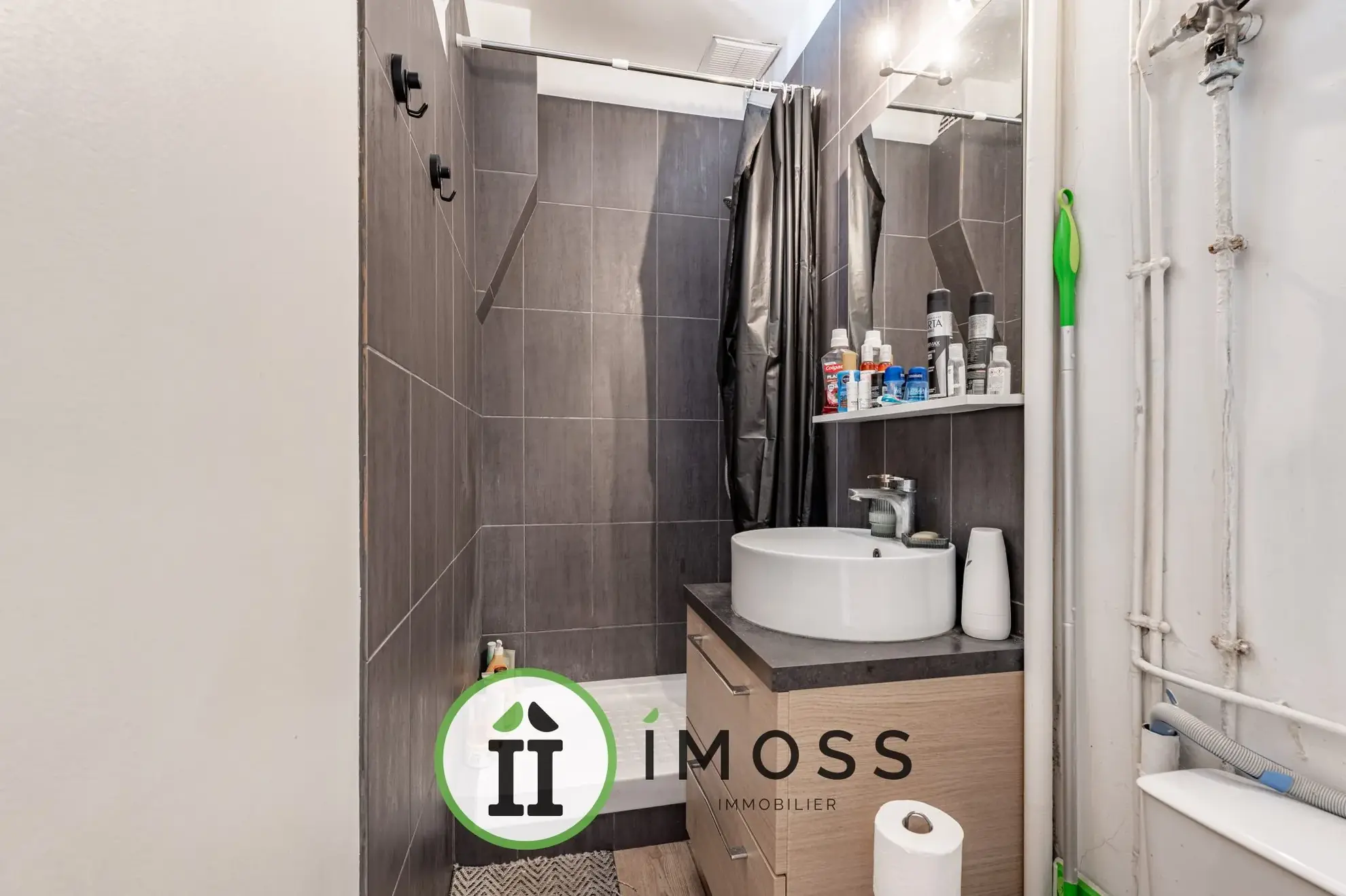 Appartement 2 pièces avec vue sur le Sacré-Cœur à Paris 18ème 