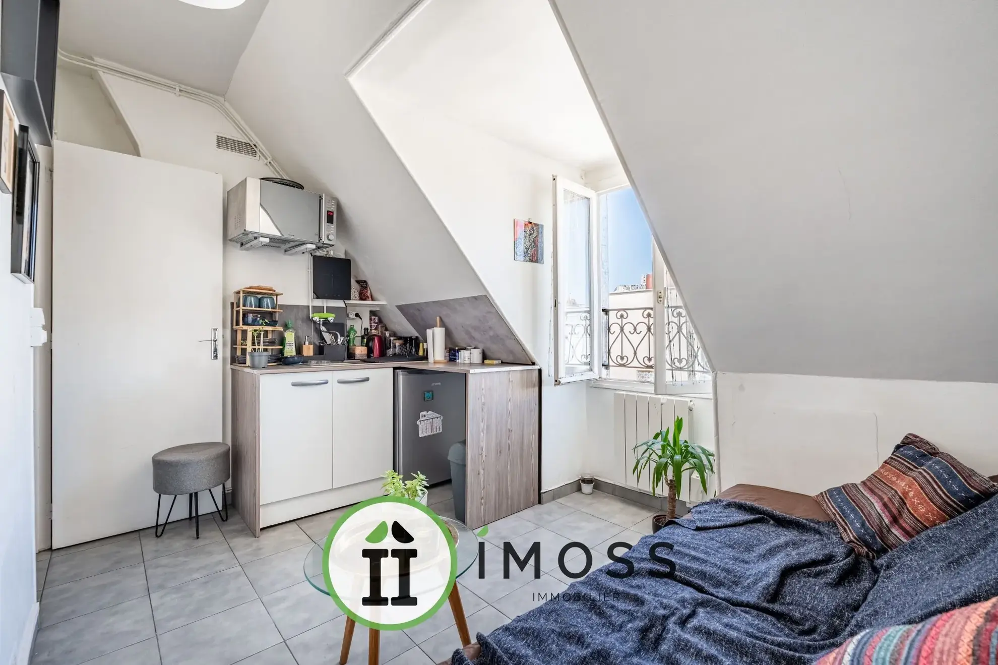 Appartement 2 pièces avec vue sur le Sacré-Cœur à Paris 18ème 