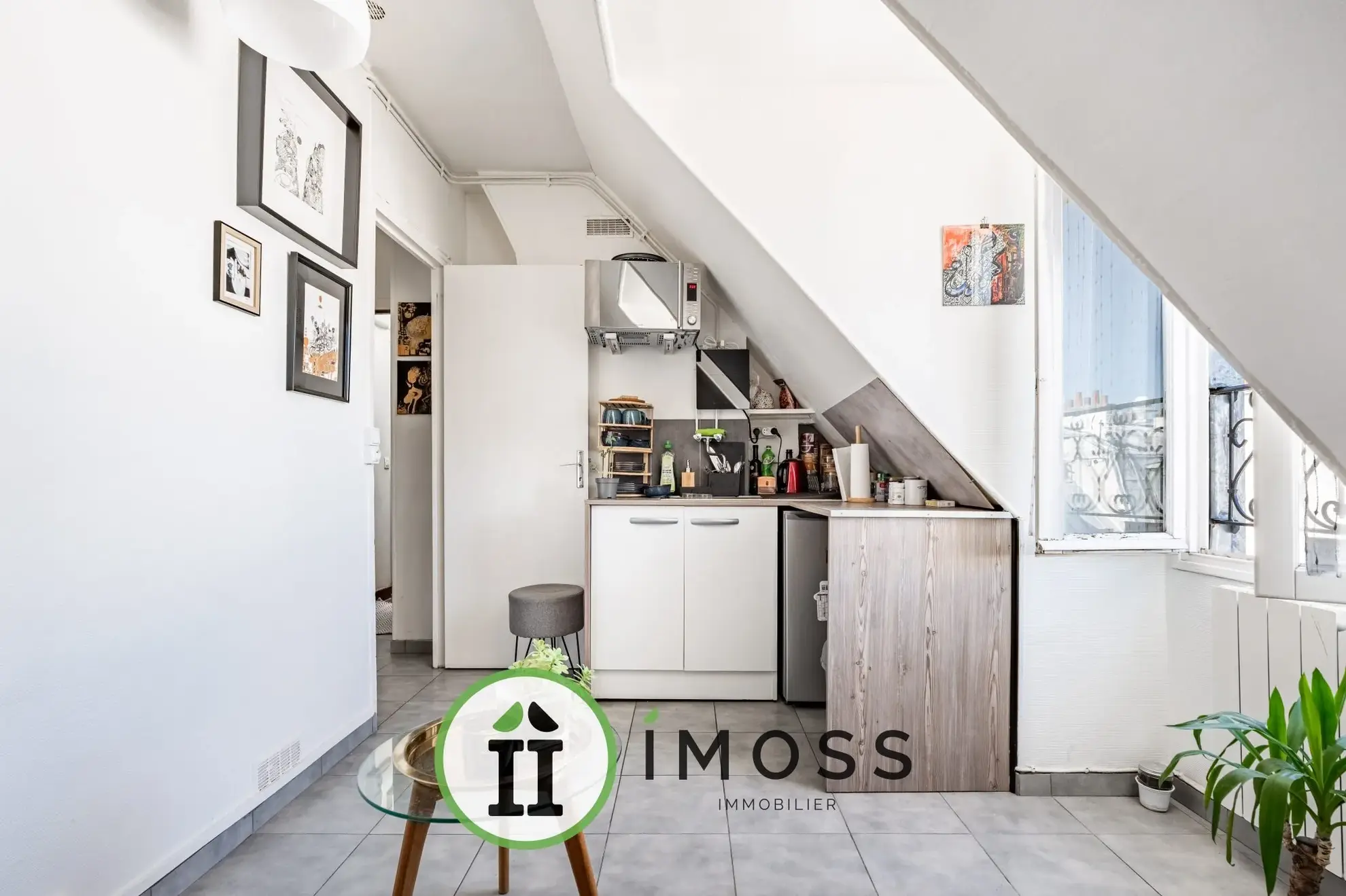 Appartement 2 pièces avec vue sur le Sacré-Cœur à Paris 18ème 